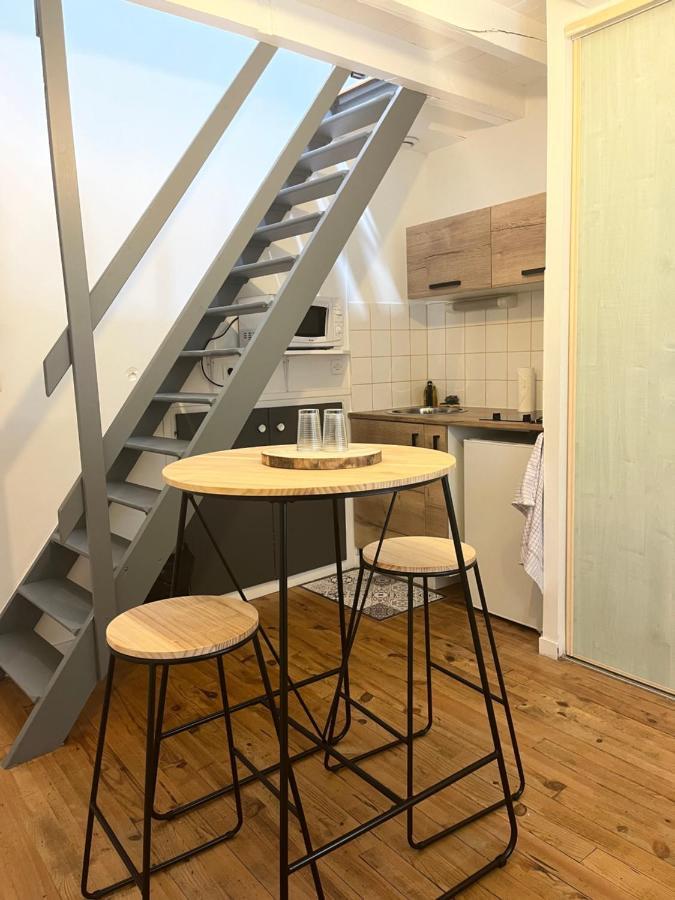 Logement Au Coeur De Dole Exterior photo
